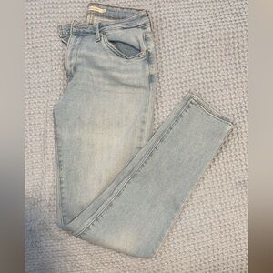 Levi’s 721 high rise skinny jeans